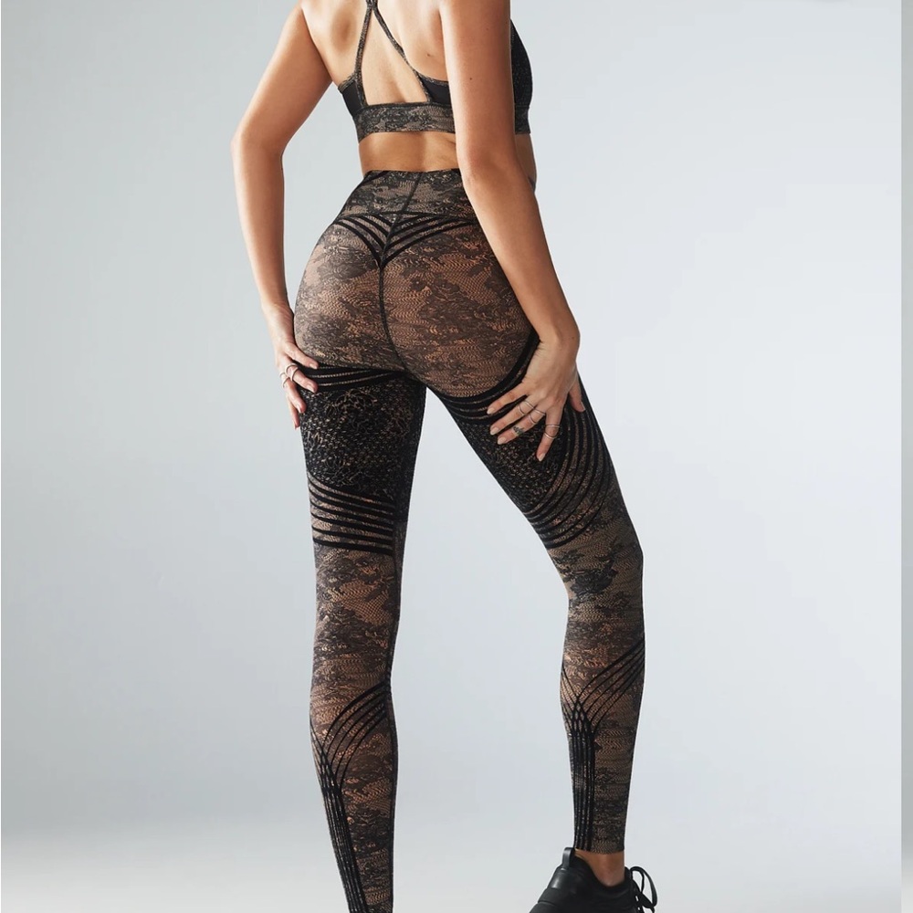 Savage X Fenty Terracotta Pink Distorted Lace Special FX High-Waist Legging Set